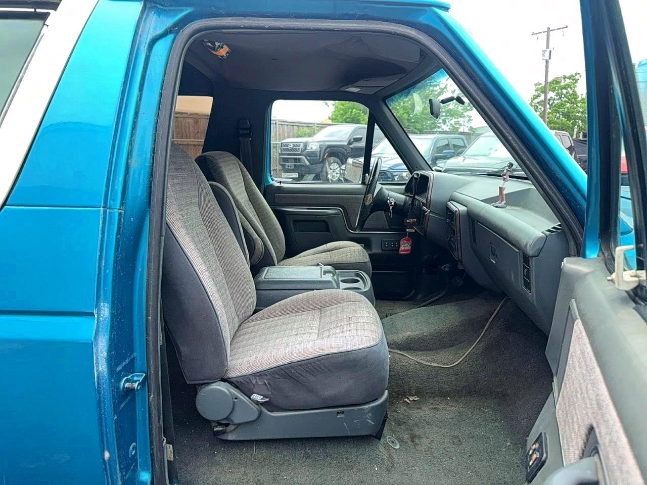 1990 Ford Bronco U100 - Image 5