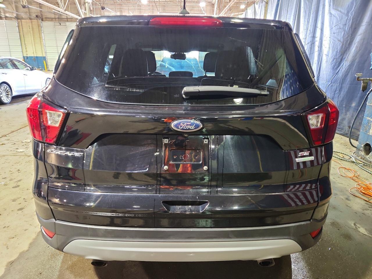 2019 Ford Escape Se - Фото 6