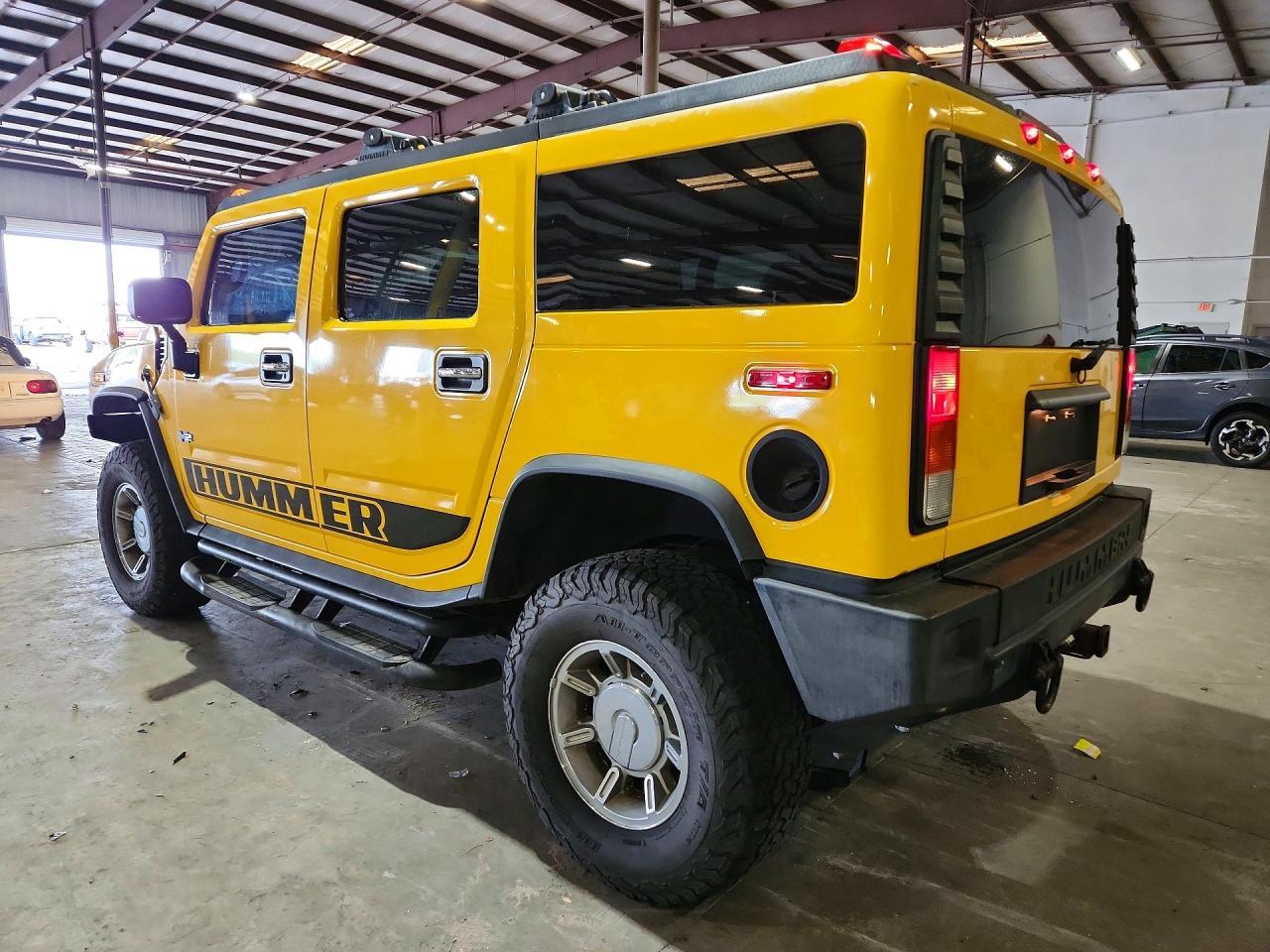 2003 Hummer H2 - Image 2