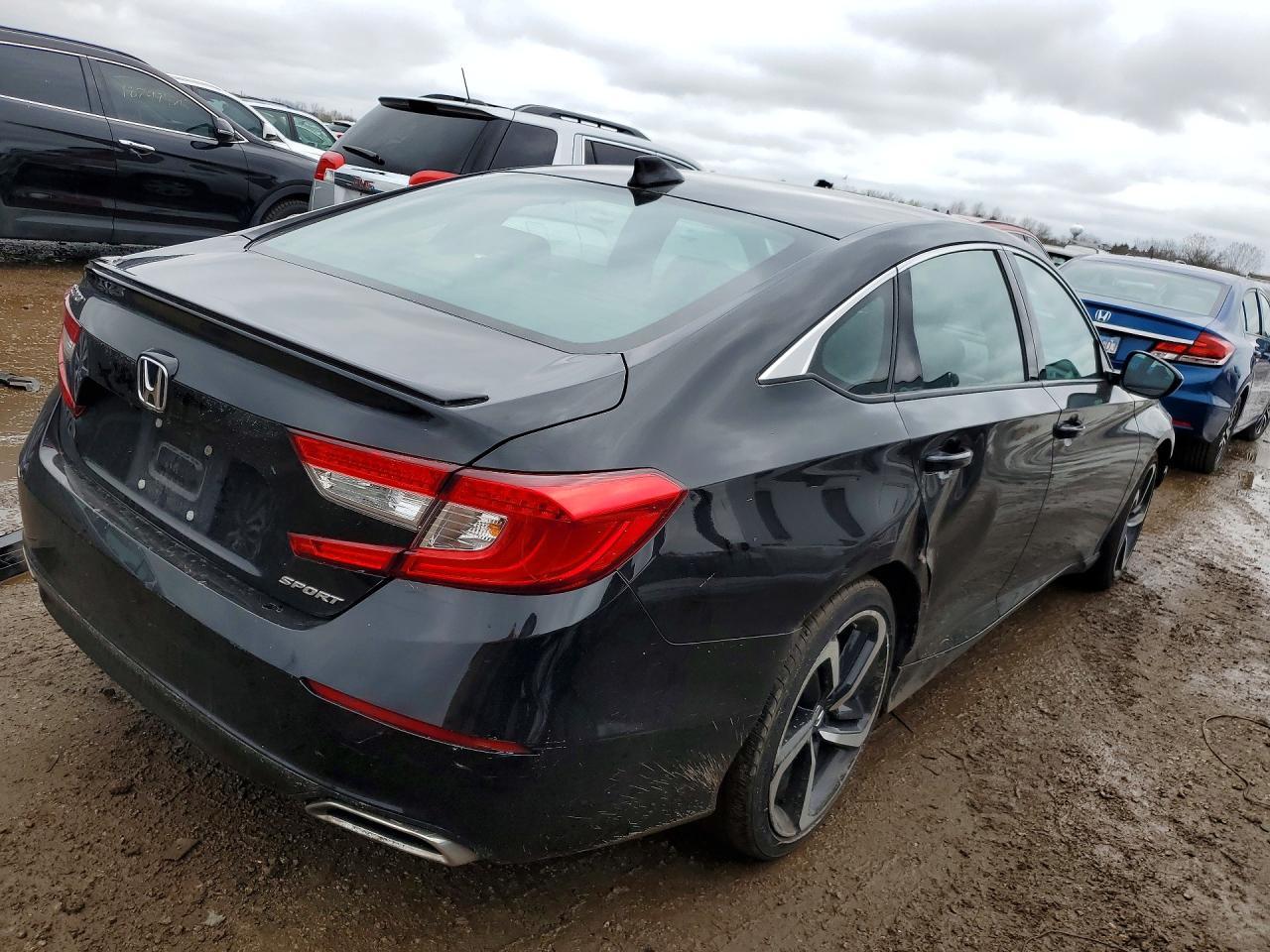 2022 Honda Accord Sport - Фото 3