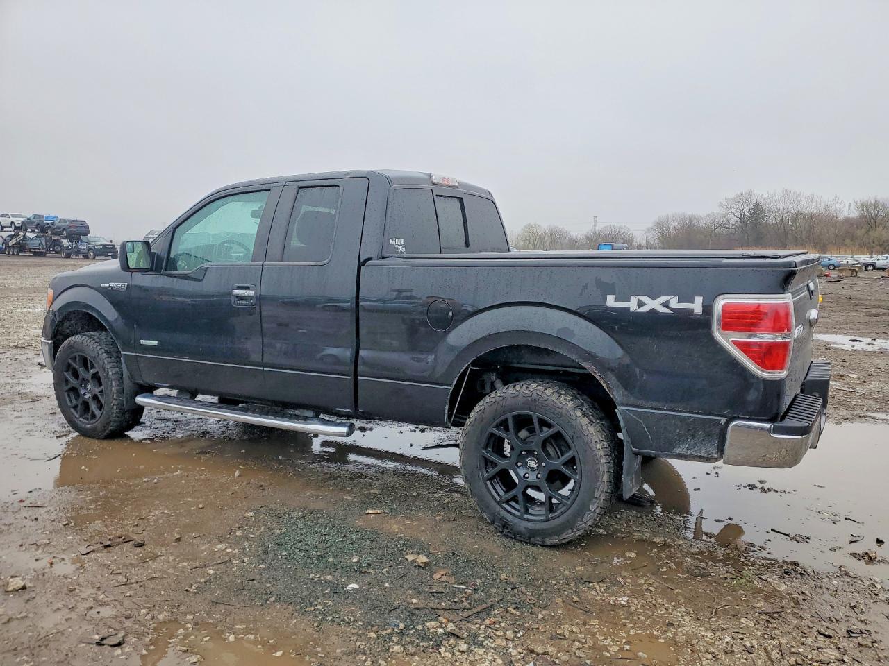 2014 Ford F150 Super Cab - Фото 2