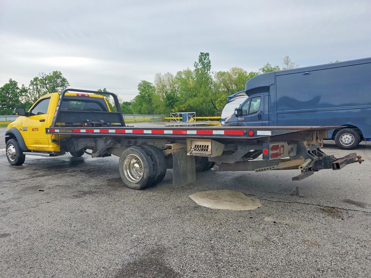 2016 Ram 5500 - Фото 2
