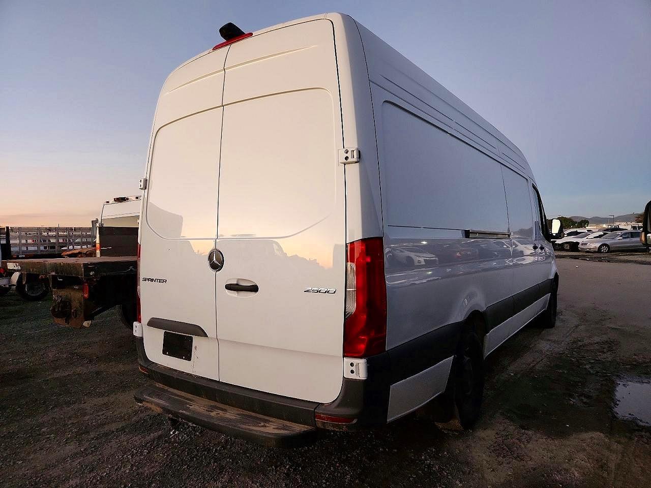 2025 Mercedes Benz Sprinter 2500 Delivery Van - Image 3