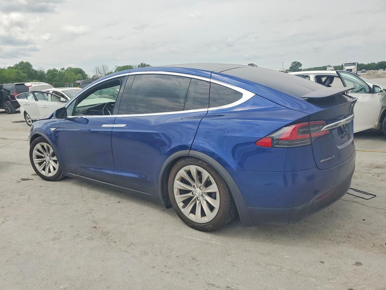 2016 Tesla Model X - Image 2