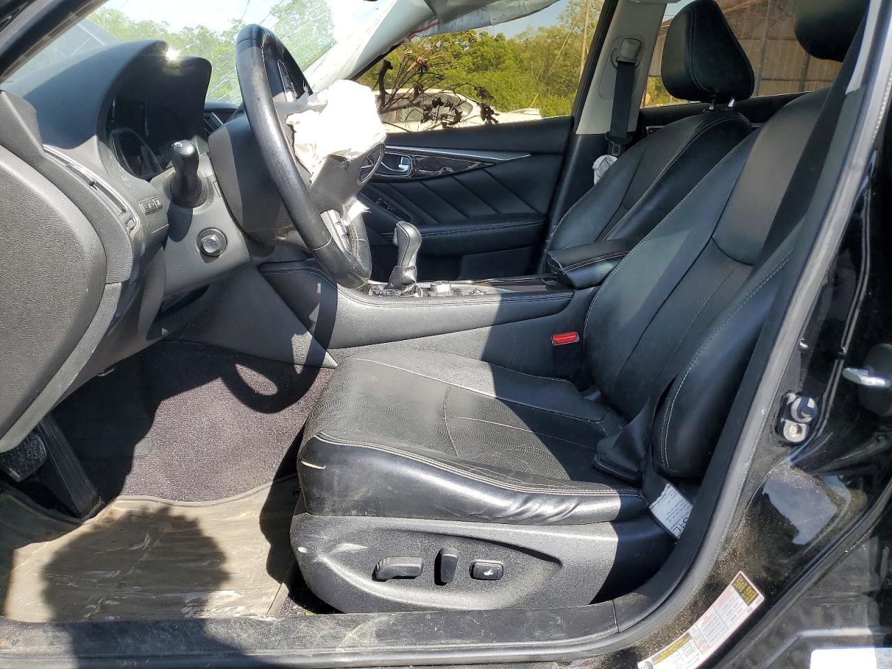 2015 Infiniti Q50 Premium - Image 7
