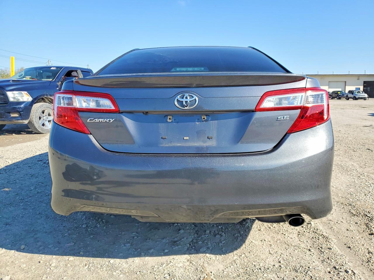 2014 Toyota Camry Se - Фото 6