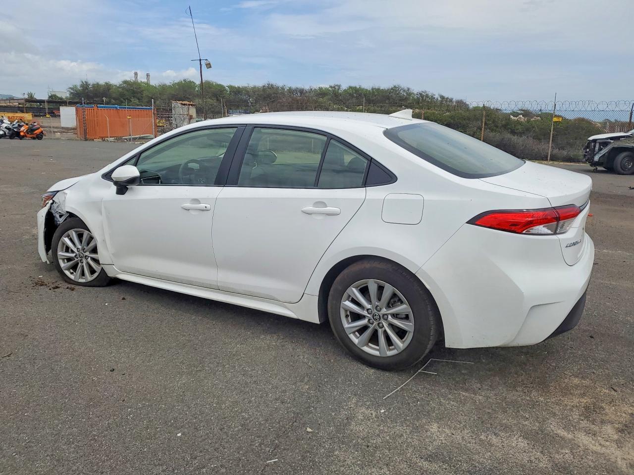 2024 Toyota Corolla Le - Фото 2