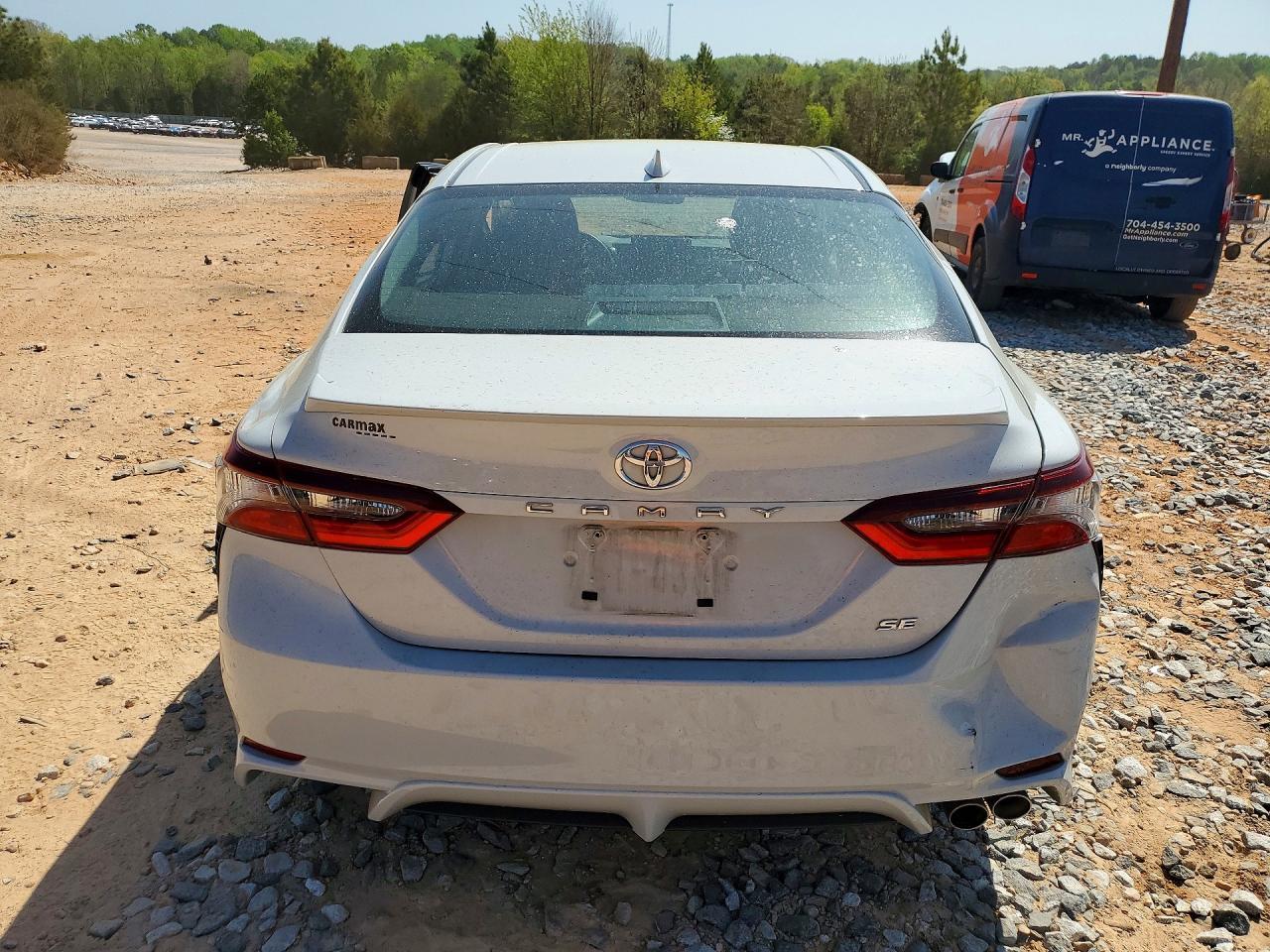 2023 Toyota Camry Se - Image 6