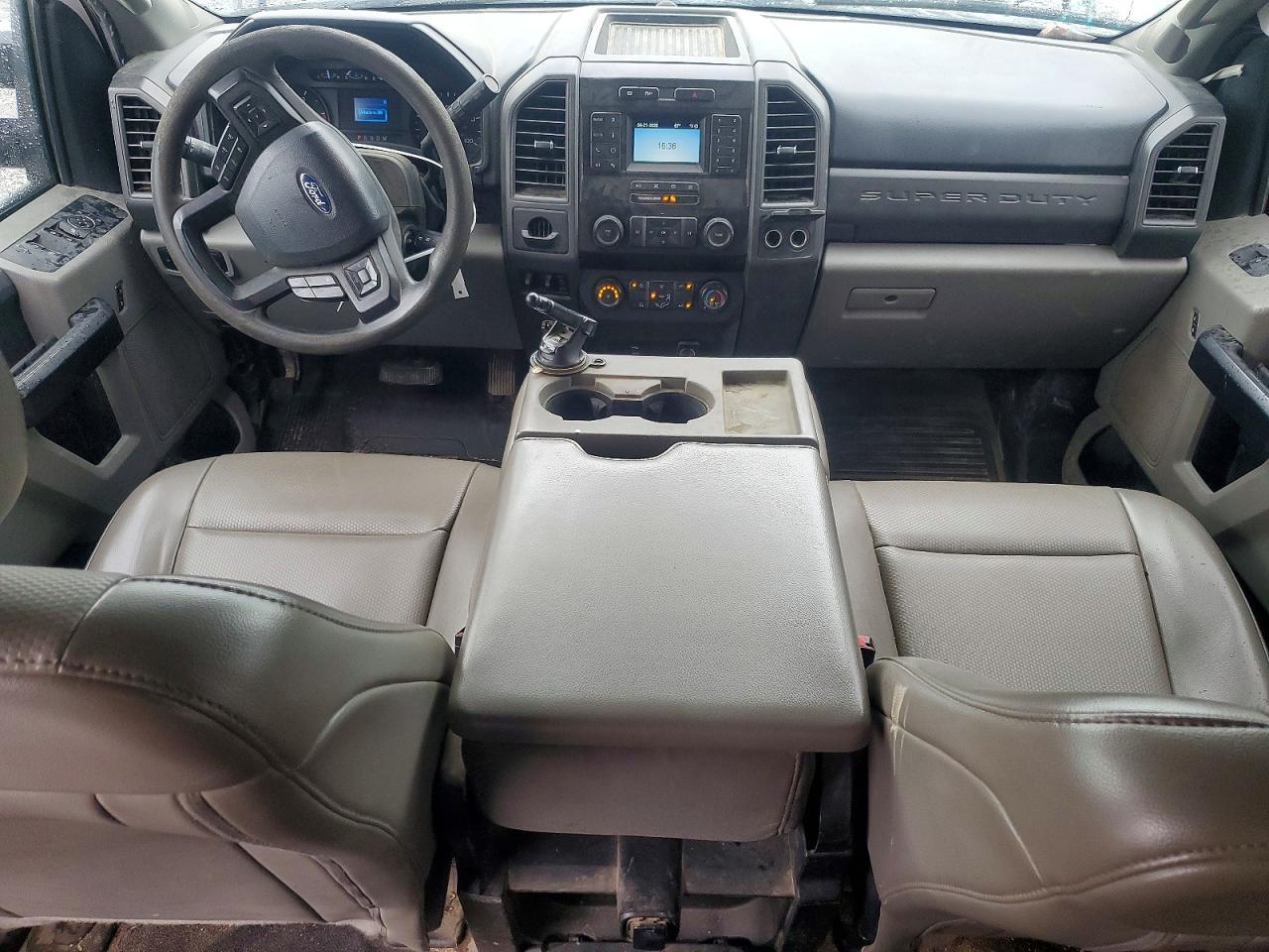 2020 Ford F550 Super Duty - Image 7
