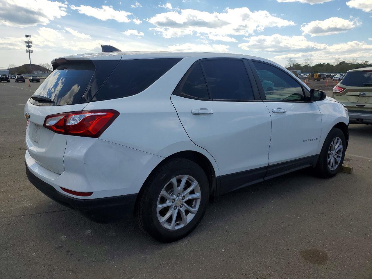 2021 Chevrolet Equinox - Фото 3