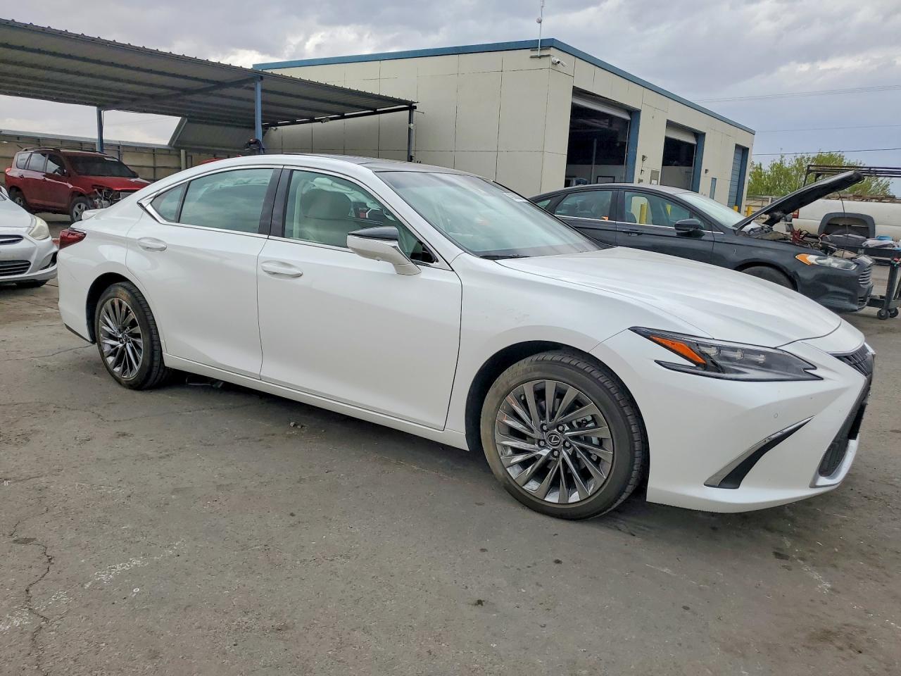2025 Lexus Es 350 Ultra Luxury - Фото 4
