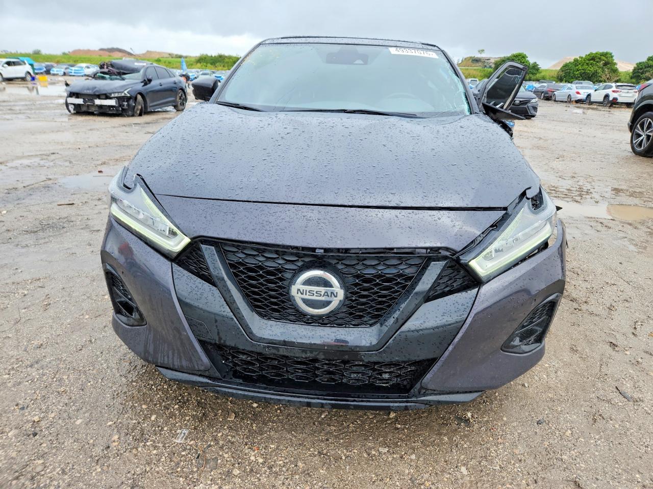 2021 Nissan Maxima Platinum - Image 5