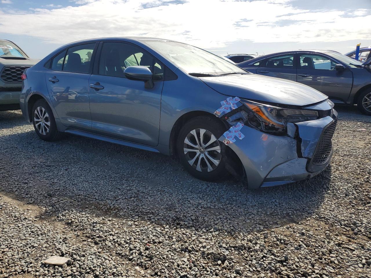 2022 Toyota Corolla Le - Image 4