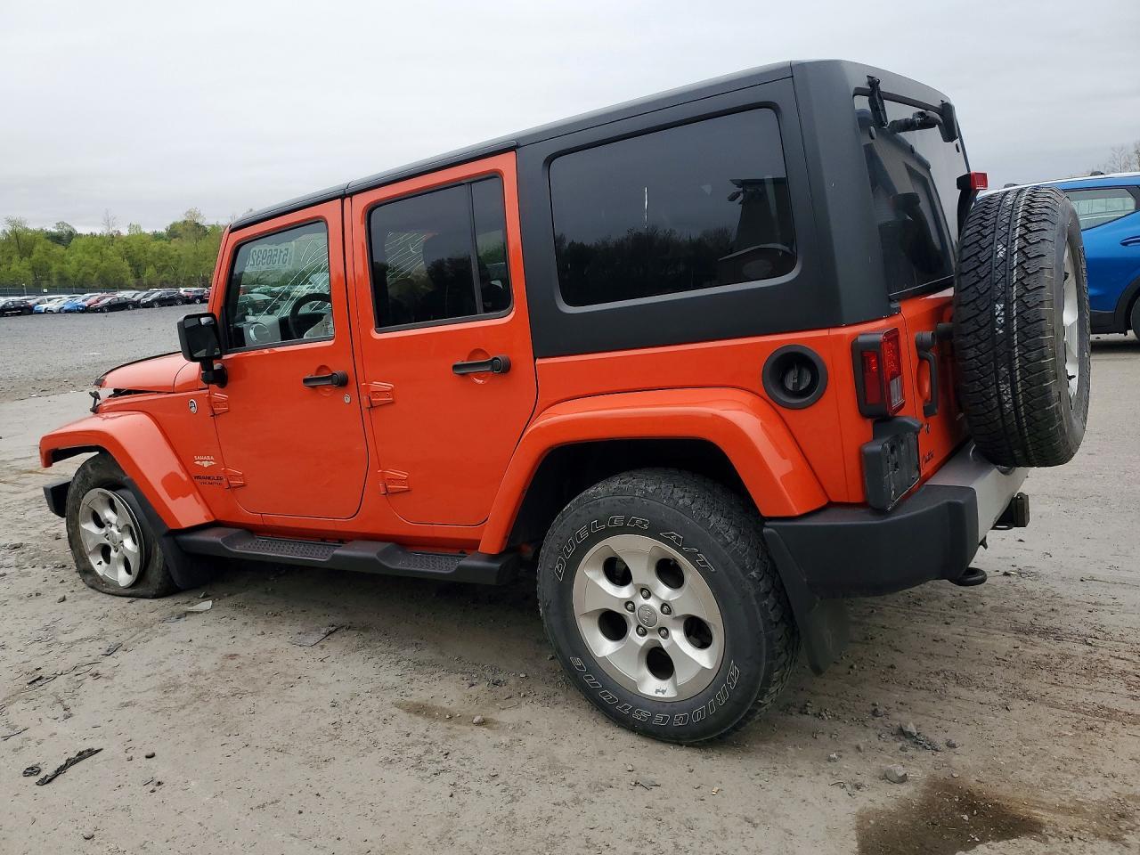 2015 Jeep Wrangler Unlimited Sahara - Фото 2