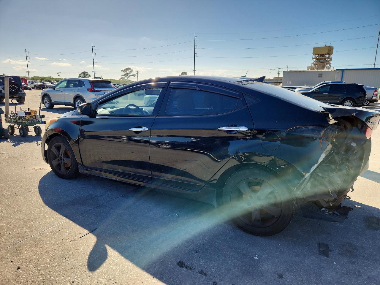 2013 Hyundai Elantra - Фото 2