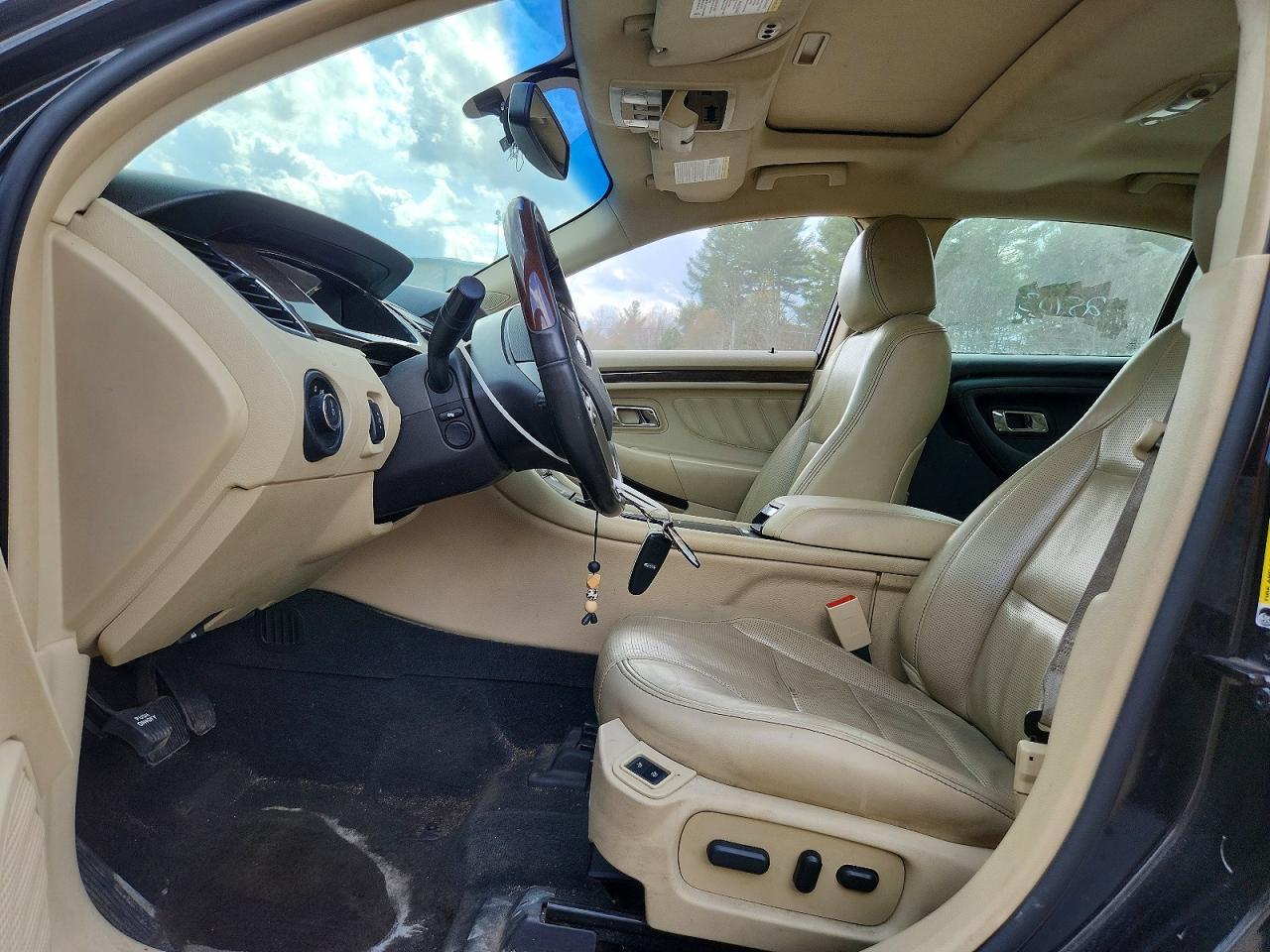 2013 Ford Taurus Limited - Image 7