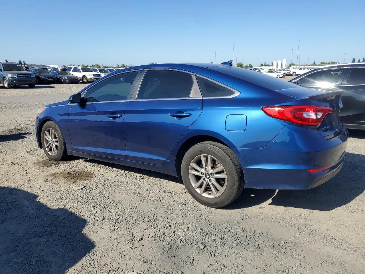 2016 Hyundai Sonata Se - Image 2