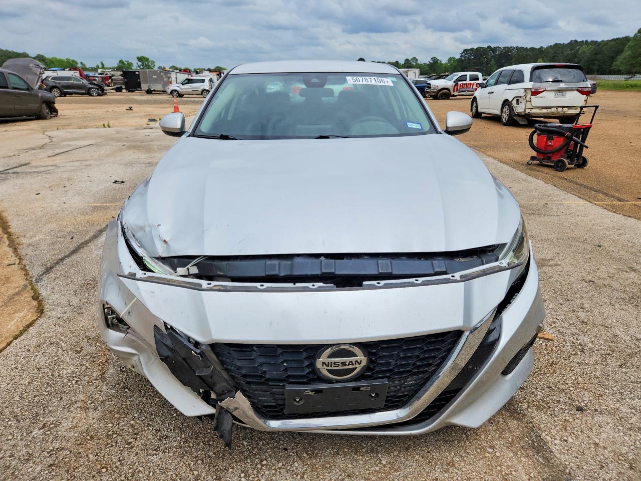 2022 Nissan Altima Sv - Image 5