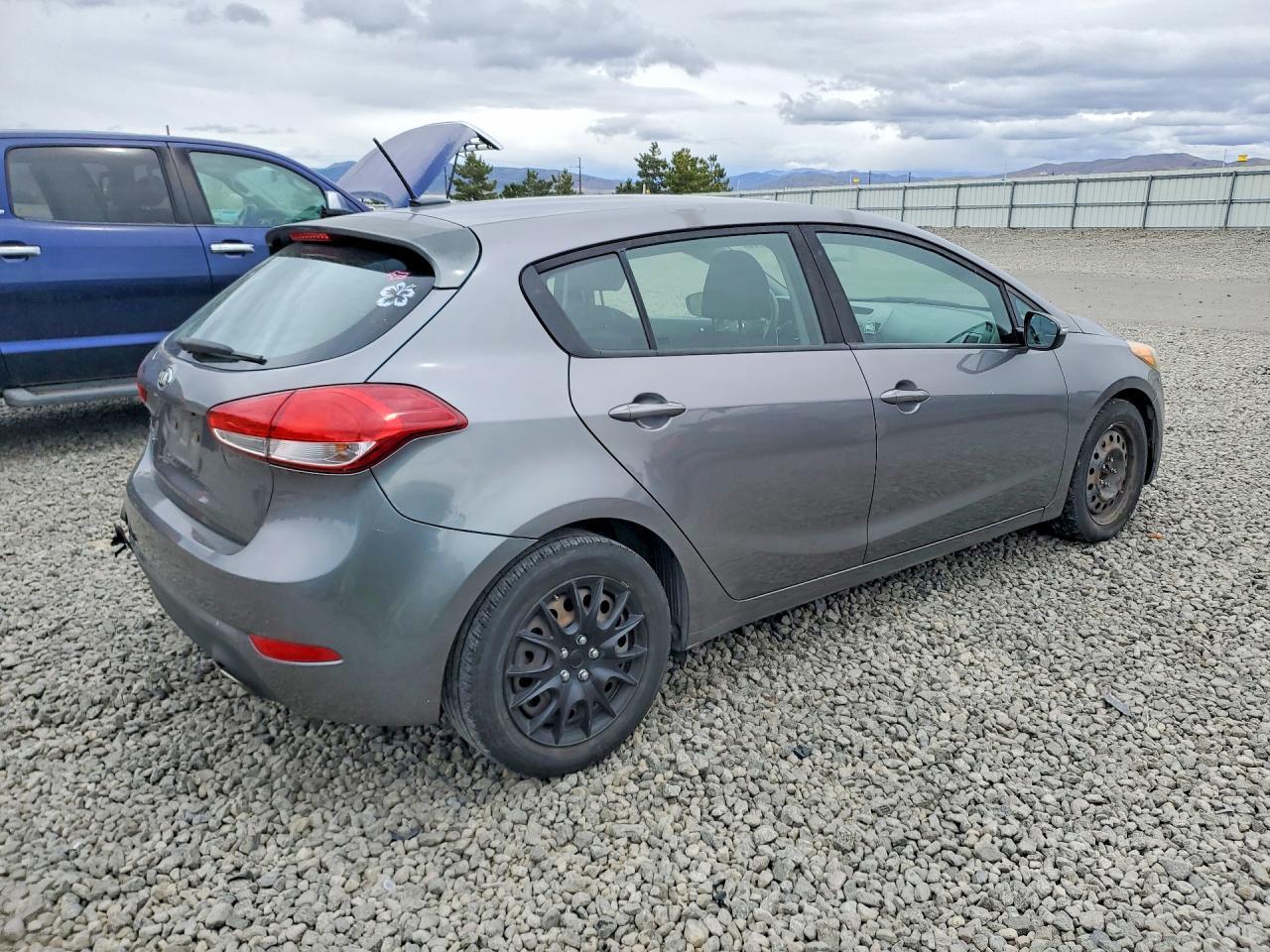 2016 Kia Forte5 Lx - Фото 3