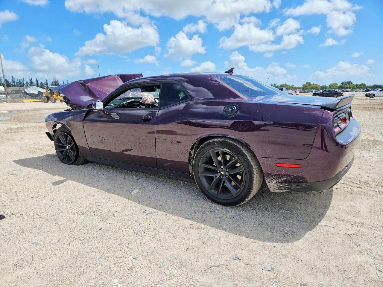 2021 Dodge Challenger R - Фото 2