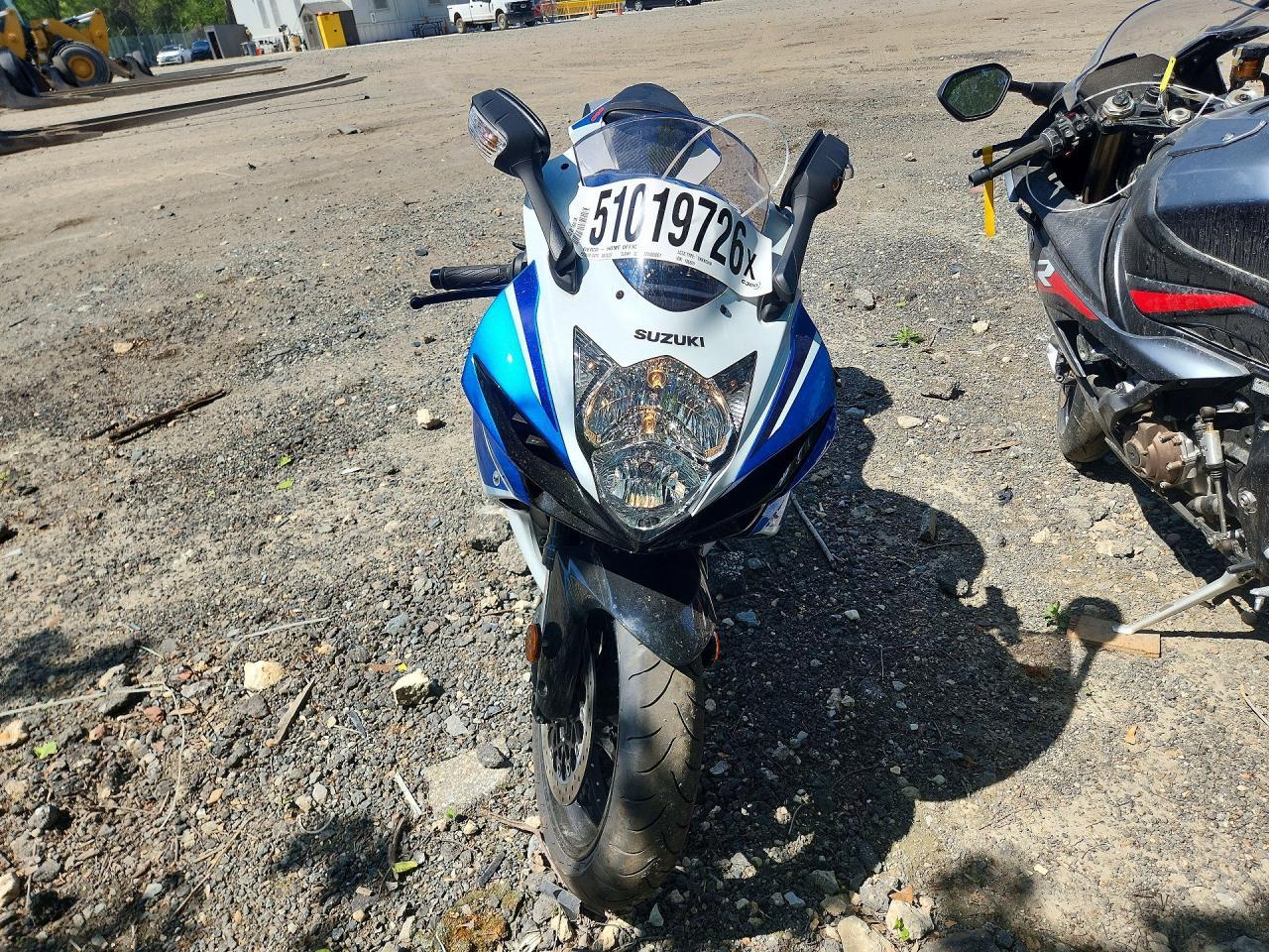 2025 Suzuki Gsx-R600 - Image 2