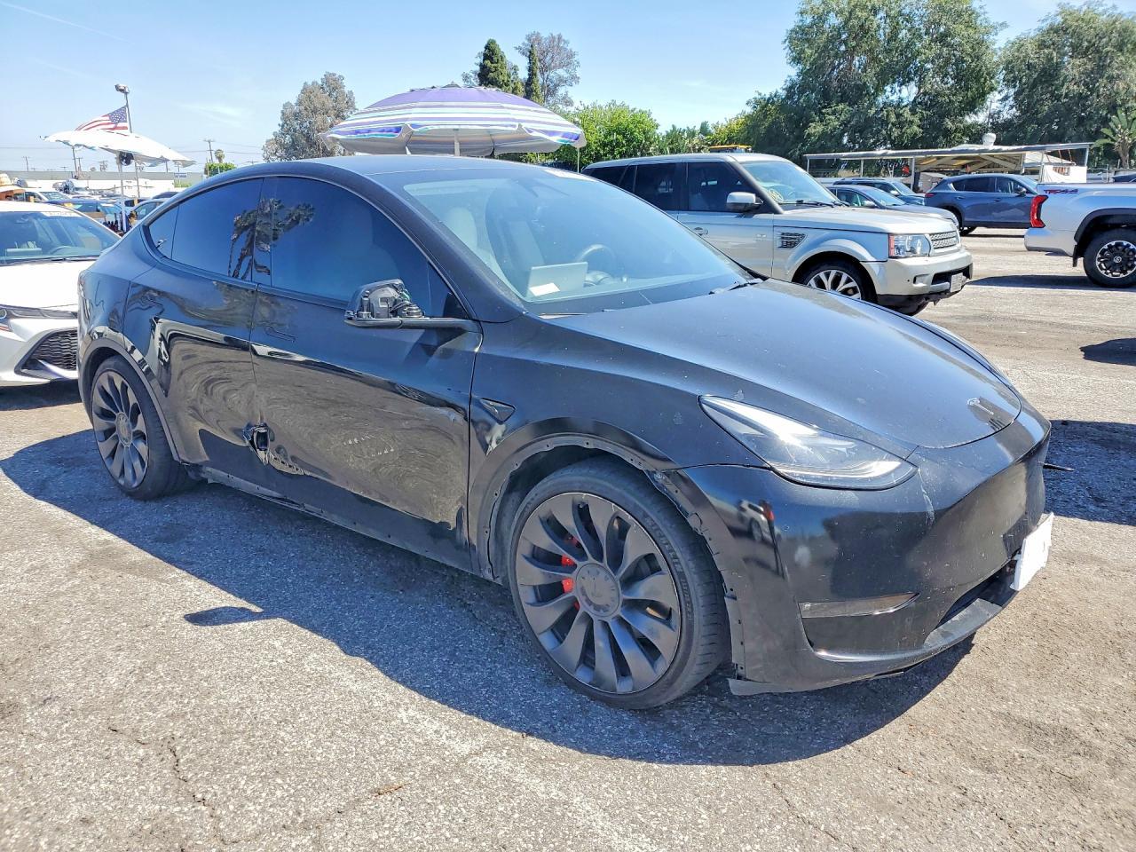 2023 Tesla Model Y - Image 4