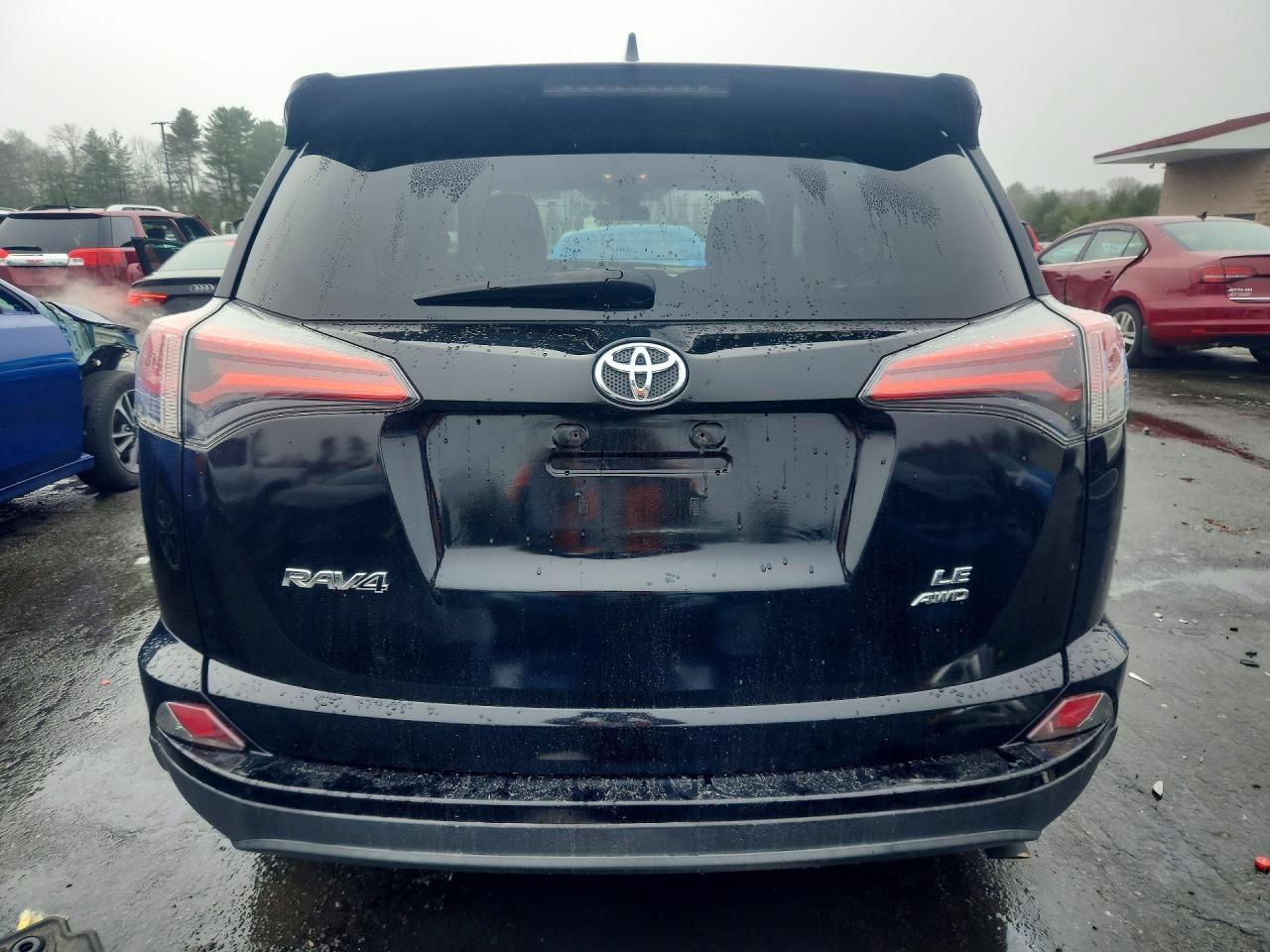 2017 Toyota Rav4 Le - Фото 6