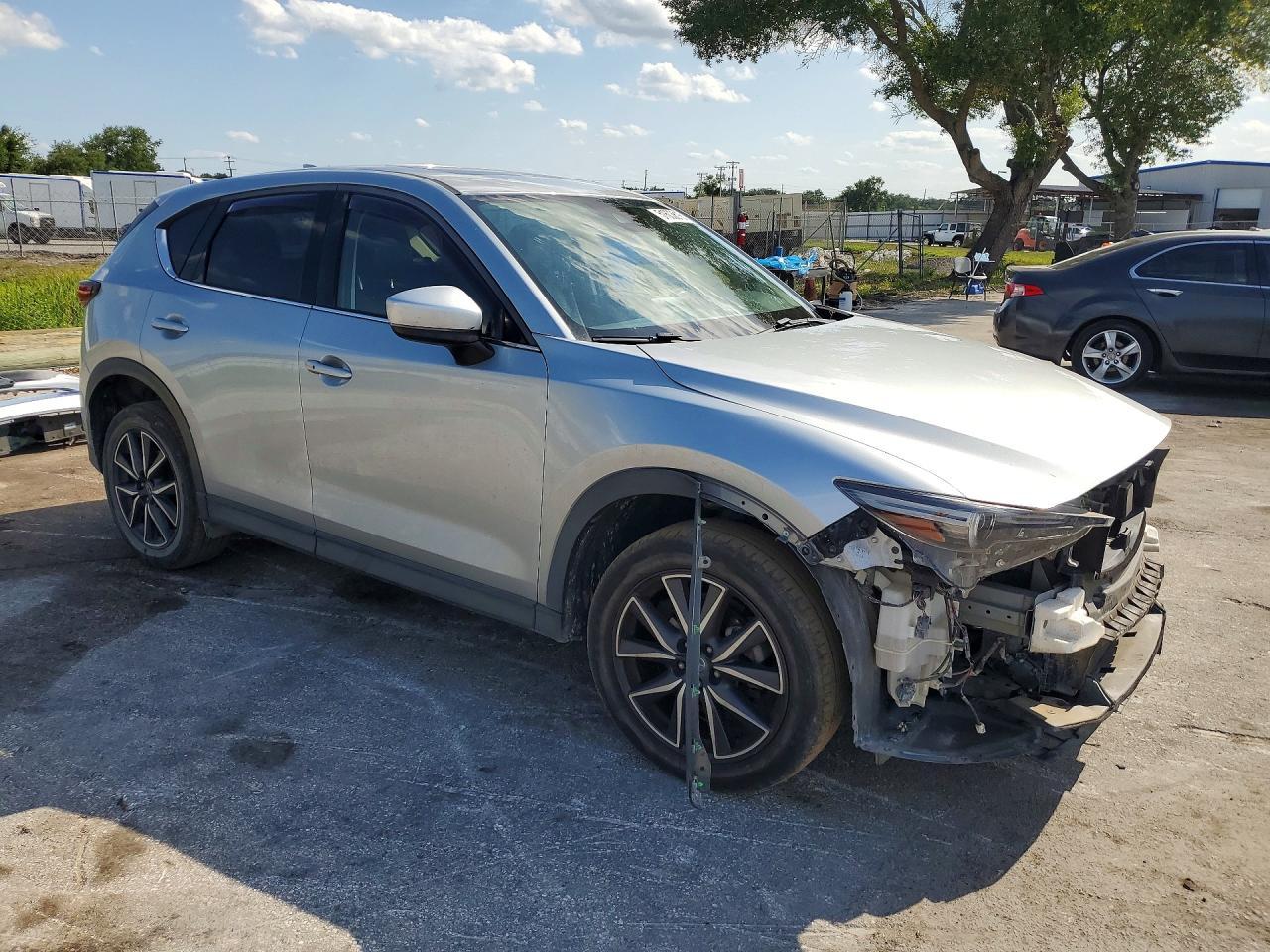 2018 Mazda Cx-5 Grand Touring - Image 4