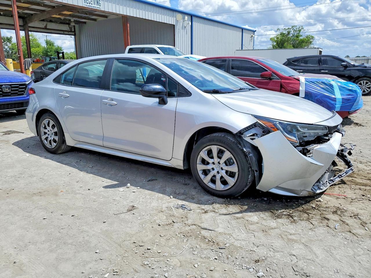 2022 Toyota Corolla Le - Фото 4