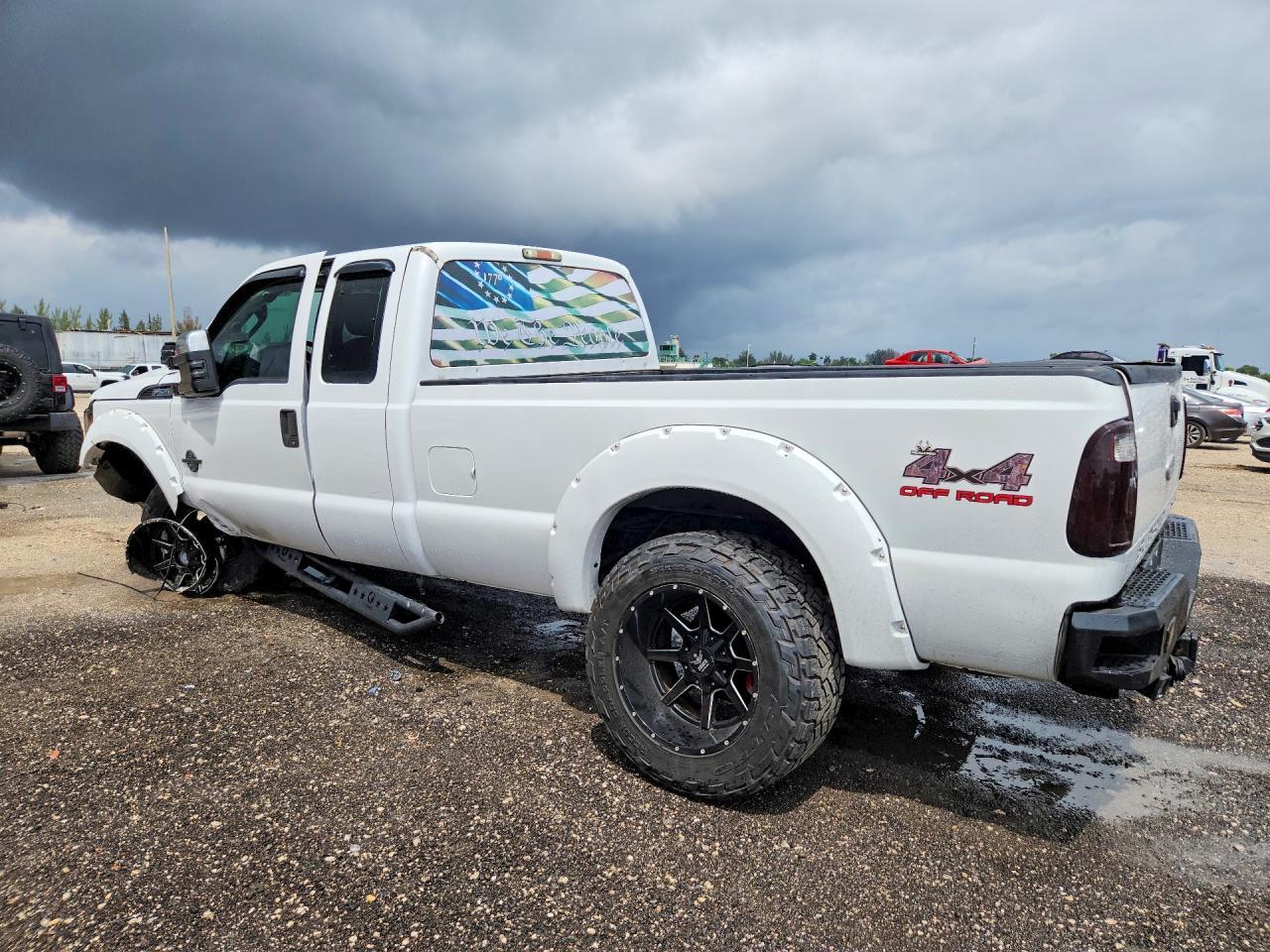 2012 Ford F250 Super Duty - Фото 2