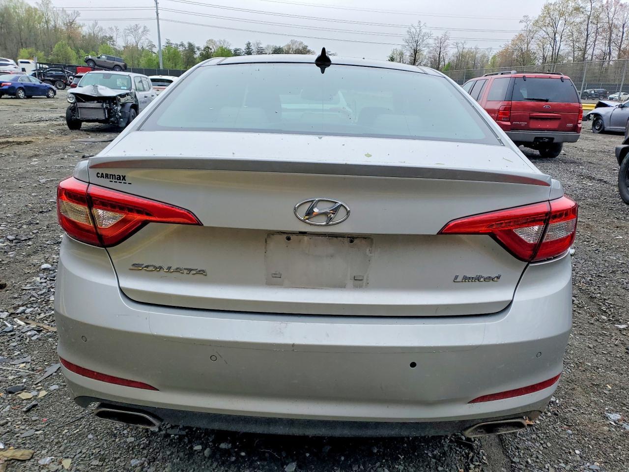2015 Hyundai Sonata Limited - Image 6