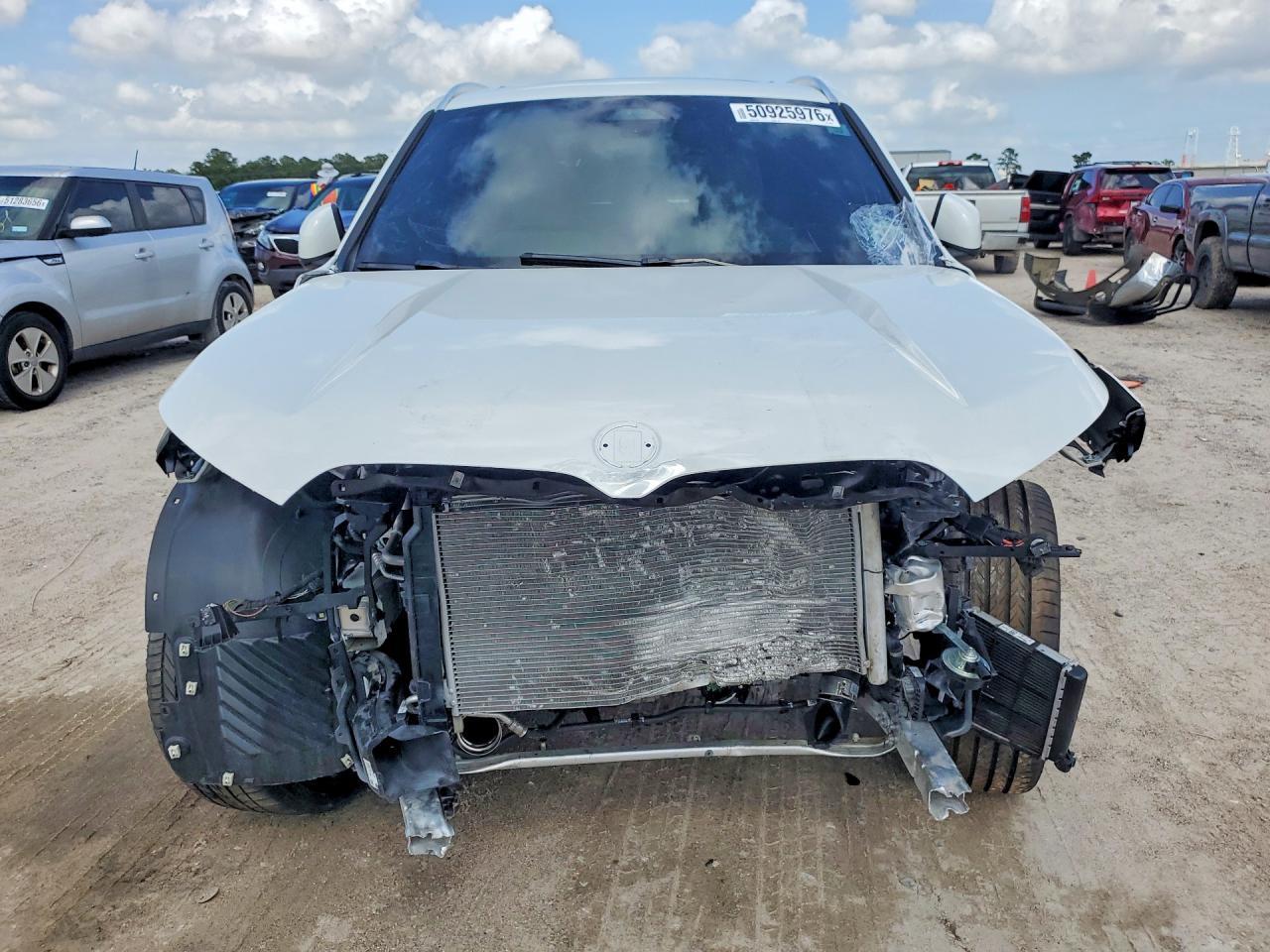 2025 BMW X1 xDrive28I - Image 5