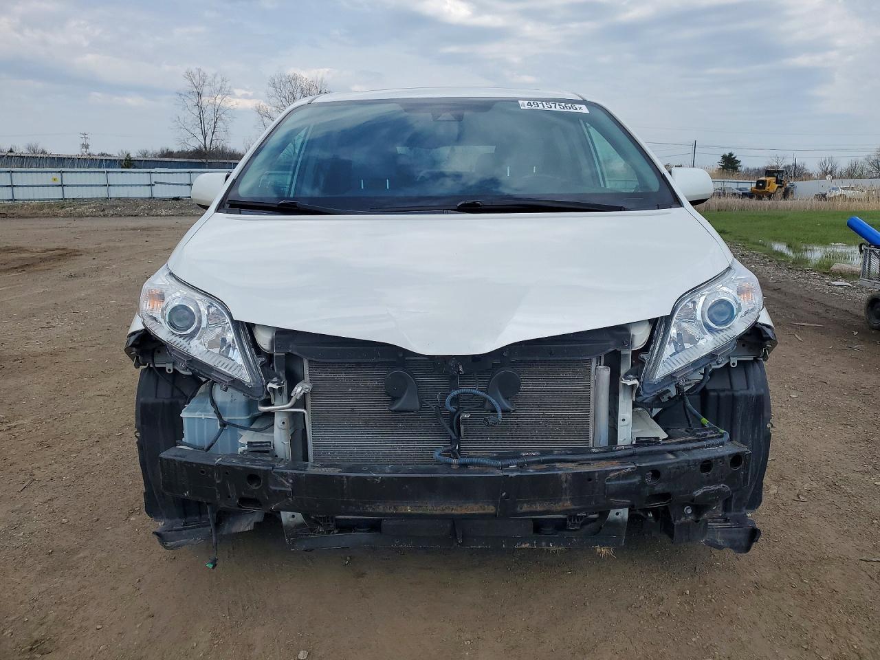 2019 Toyota Sienna Xle 8-Passenger - Фото 5