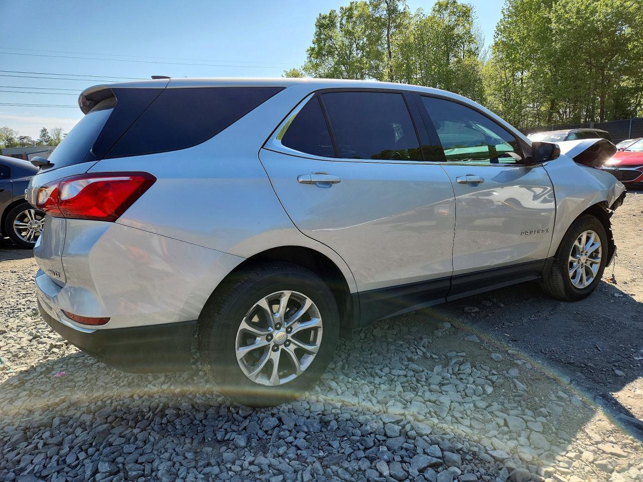 2020 Chevrolet Equinox Lt - Image 3