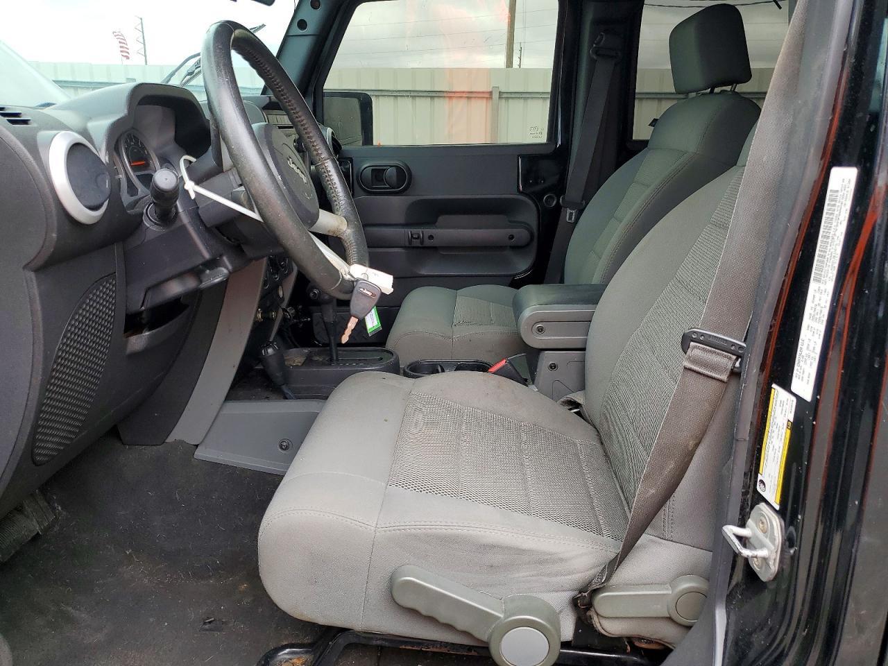 2008 Jeep Wrangler Unlimited Sahara - Фото 7