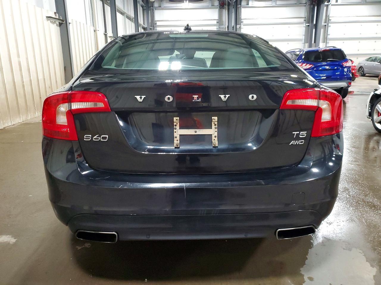 2015 Volvo S60 Premier - Фото 6