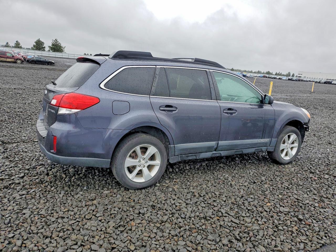 2013 Subaru Outback 2.5I Premium - Фото 3