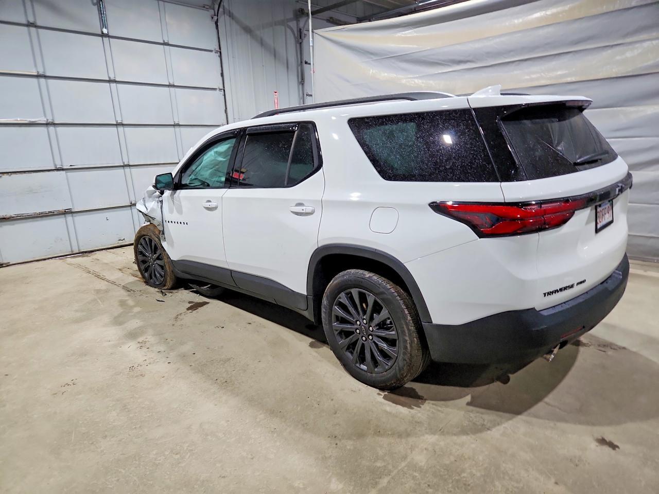 2023 Chevrolet Traverse Rs - Image 2