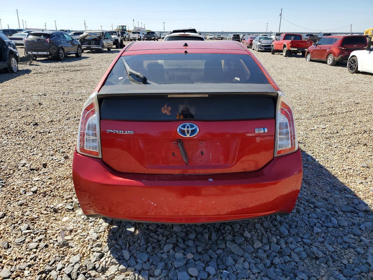 2013 Toyota Prius Two - Фото 6