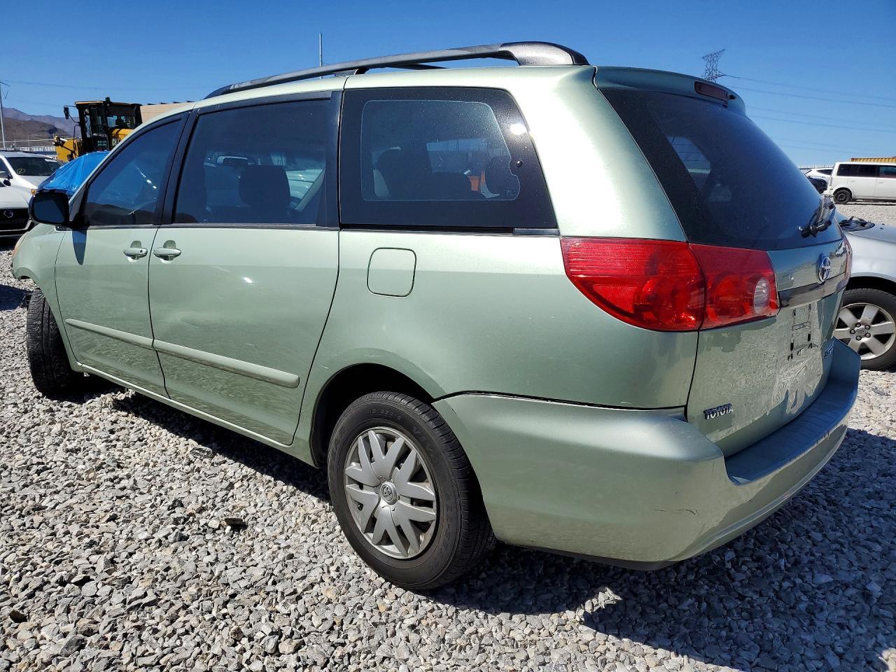 2008 Toyota Sienna Van 2Wd - Фото 2