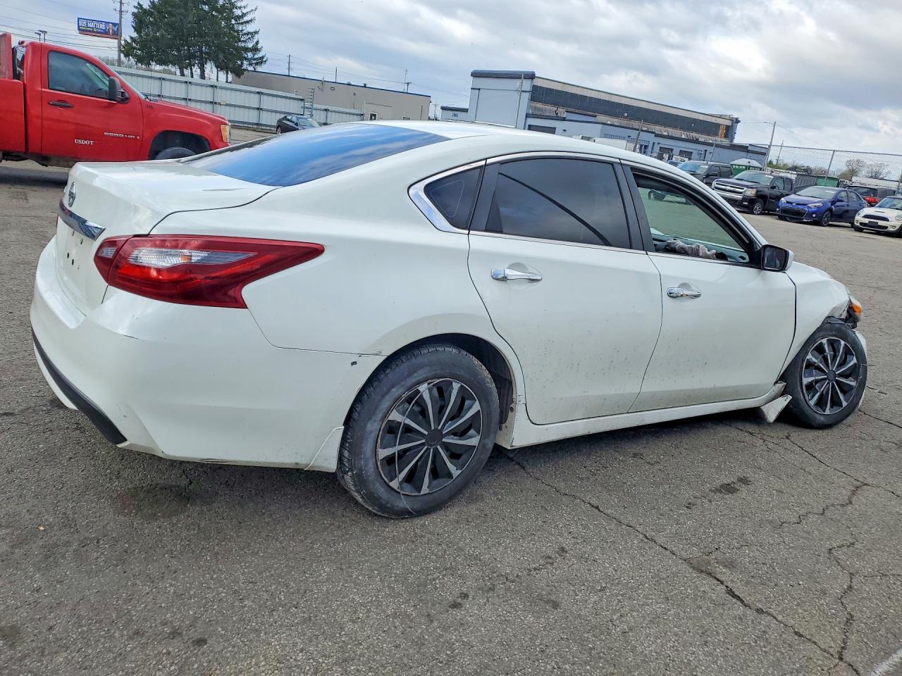 2018 Nissan Altima 2.5 S - Фото 3