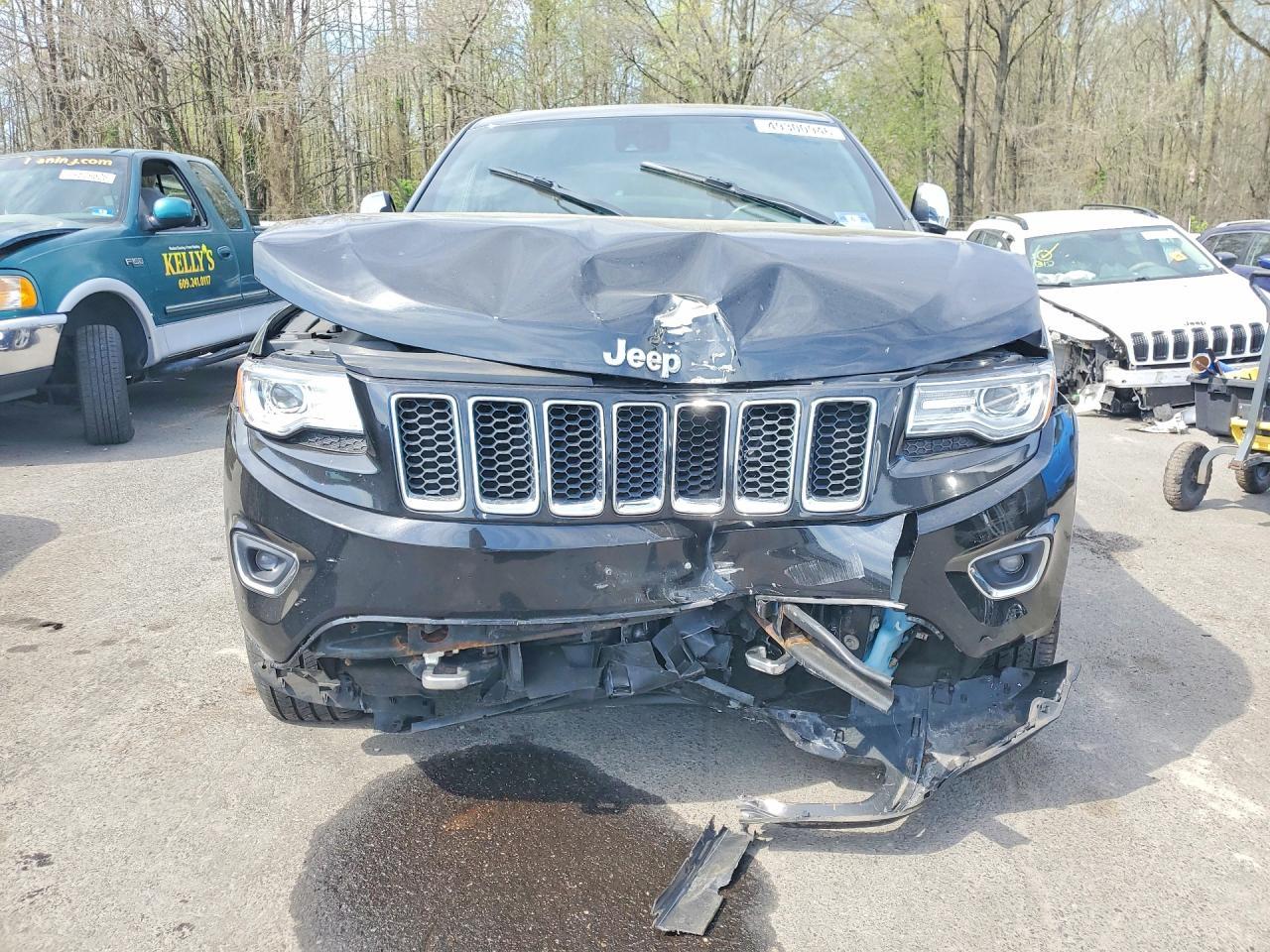 2015 Jeep Grand Cherokee Overland - Image 5