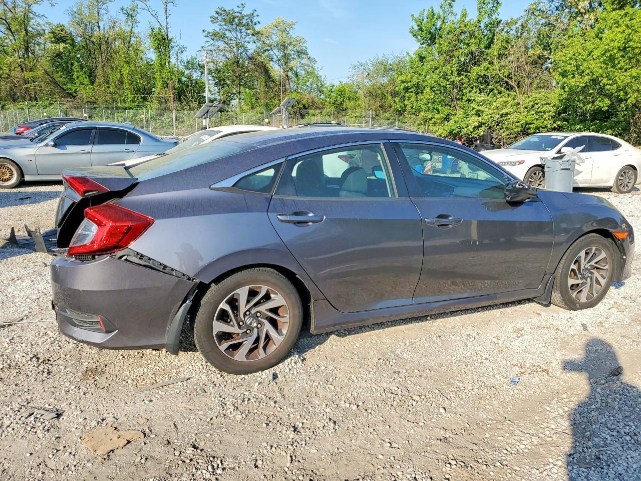2016 Honda Civic Ex - Фото 3
