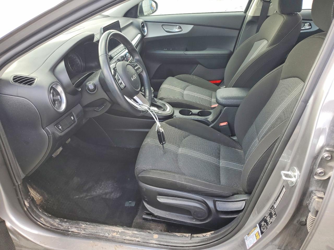 2023 Kia Forte Lx - Image 7