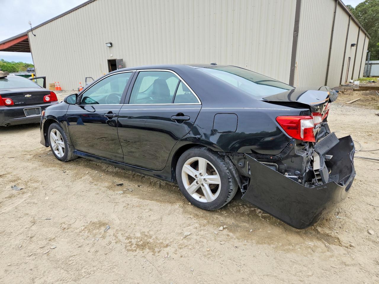 2013 Toyota Camry Se - Фото 2
