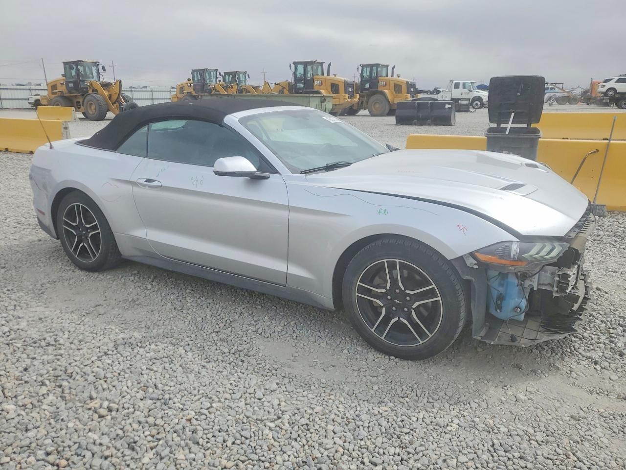 2019 Ford Mustang - Image 4