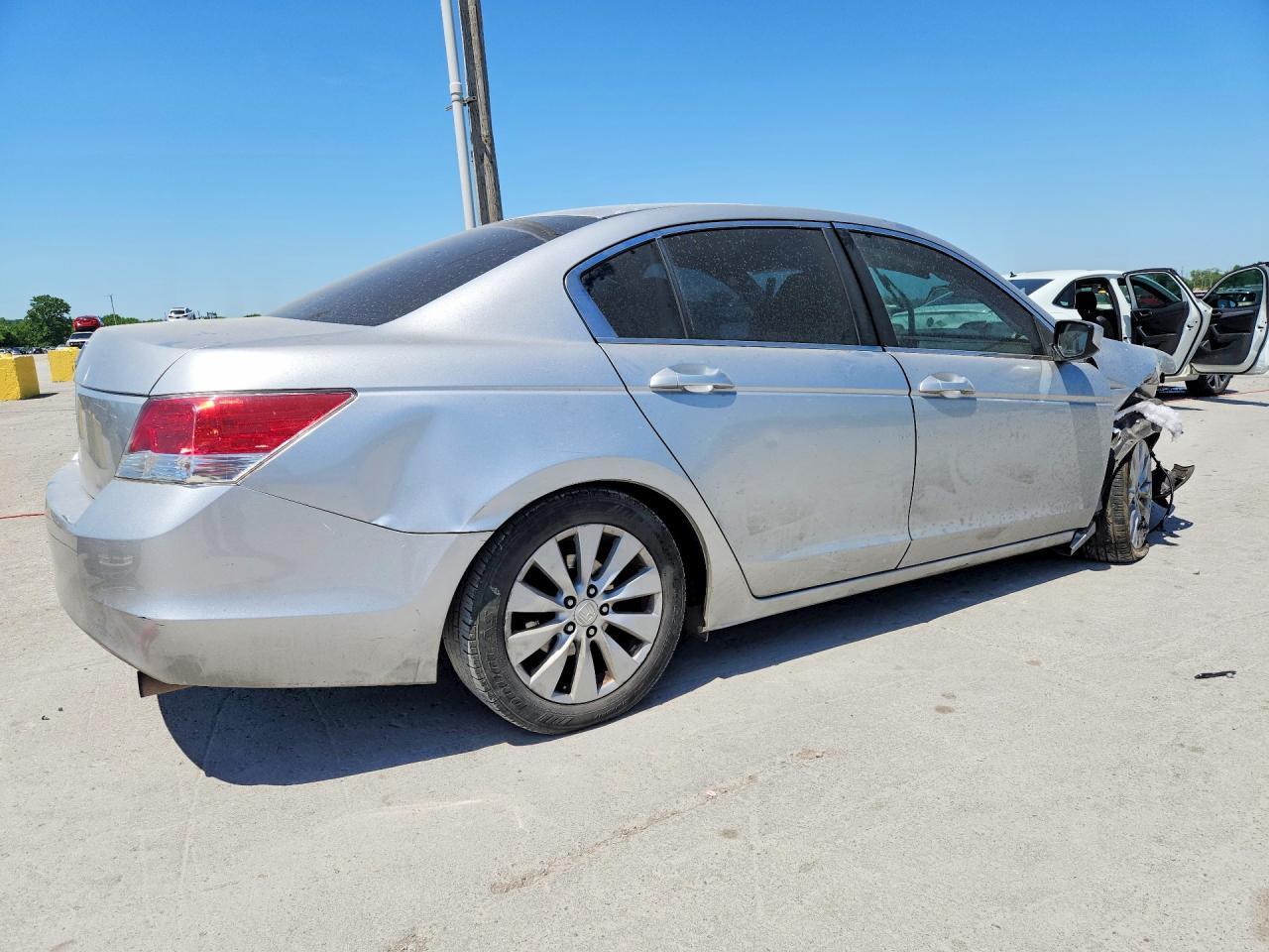 2010 Honda Accord Lx - Фото 3