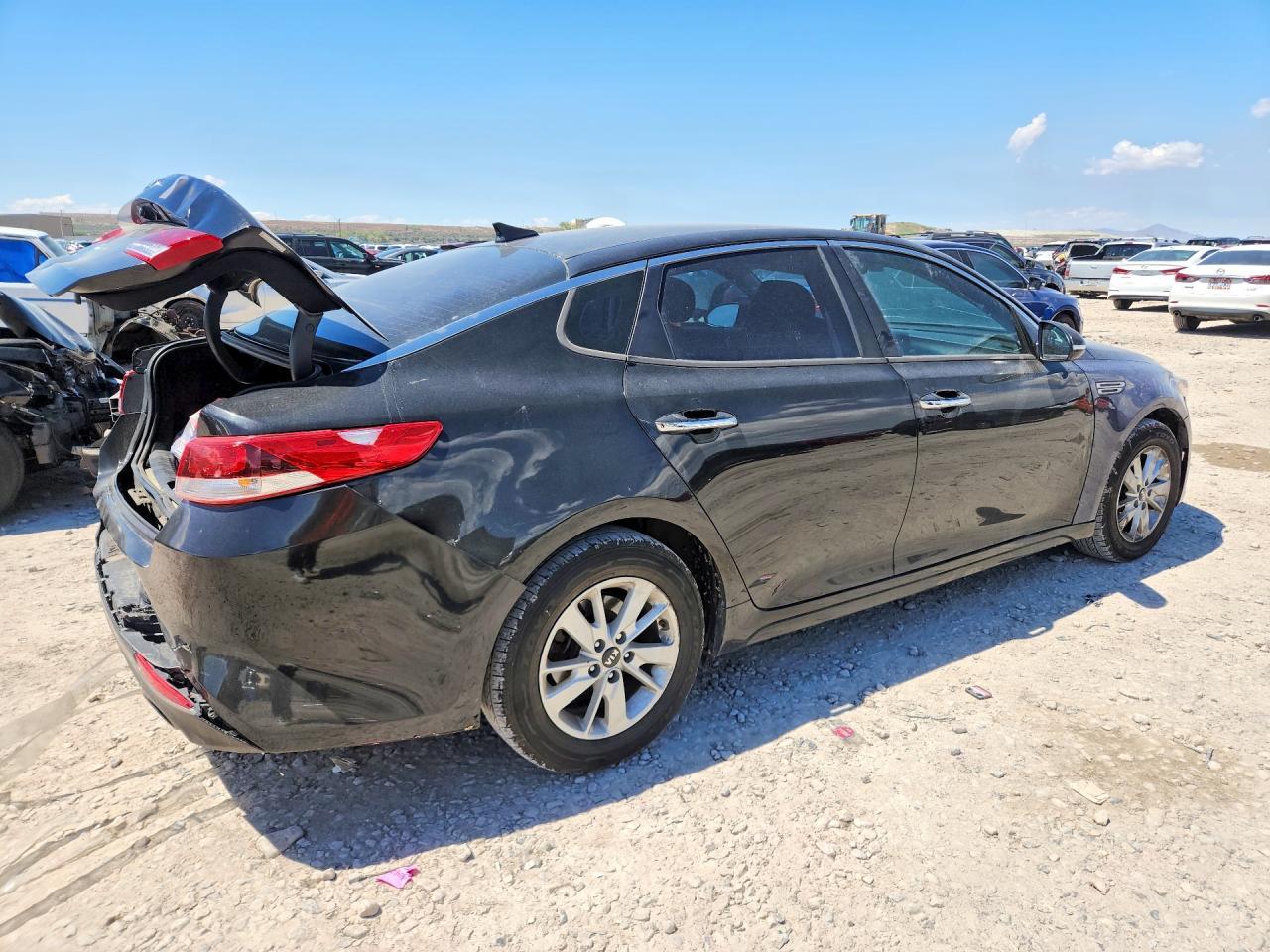 2017 Kia Optima Lx - Фото 3