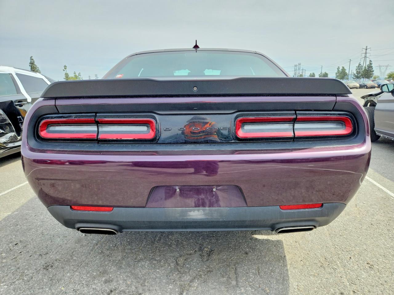 2022 Dodge Challenger Sxt - Image 6