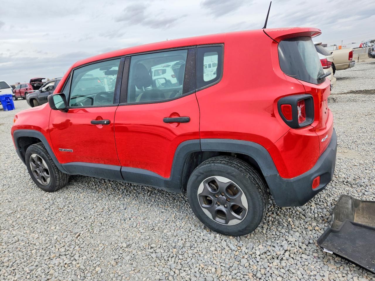 2015 Jeep Renegade Sport - Фото 2